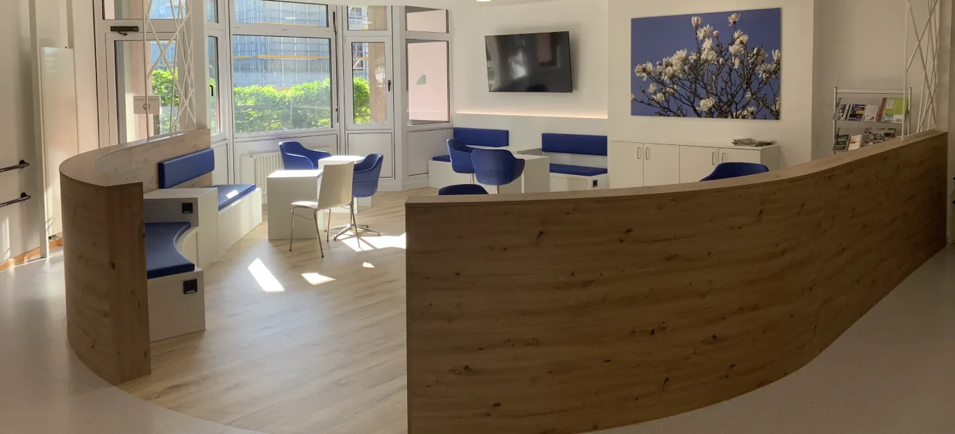 Maßgefertigte Einrichtung für eine Klinik